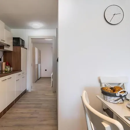 Lovric 2 Apartment